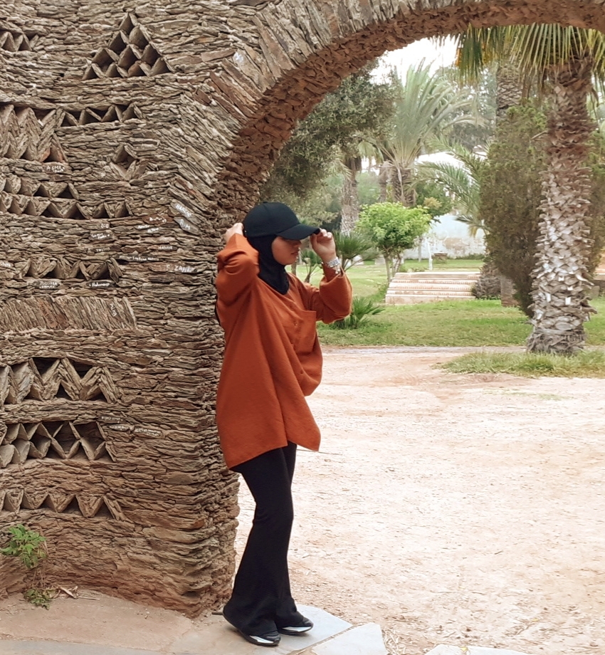 Khanssaa ABOUZANDIL