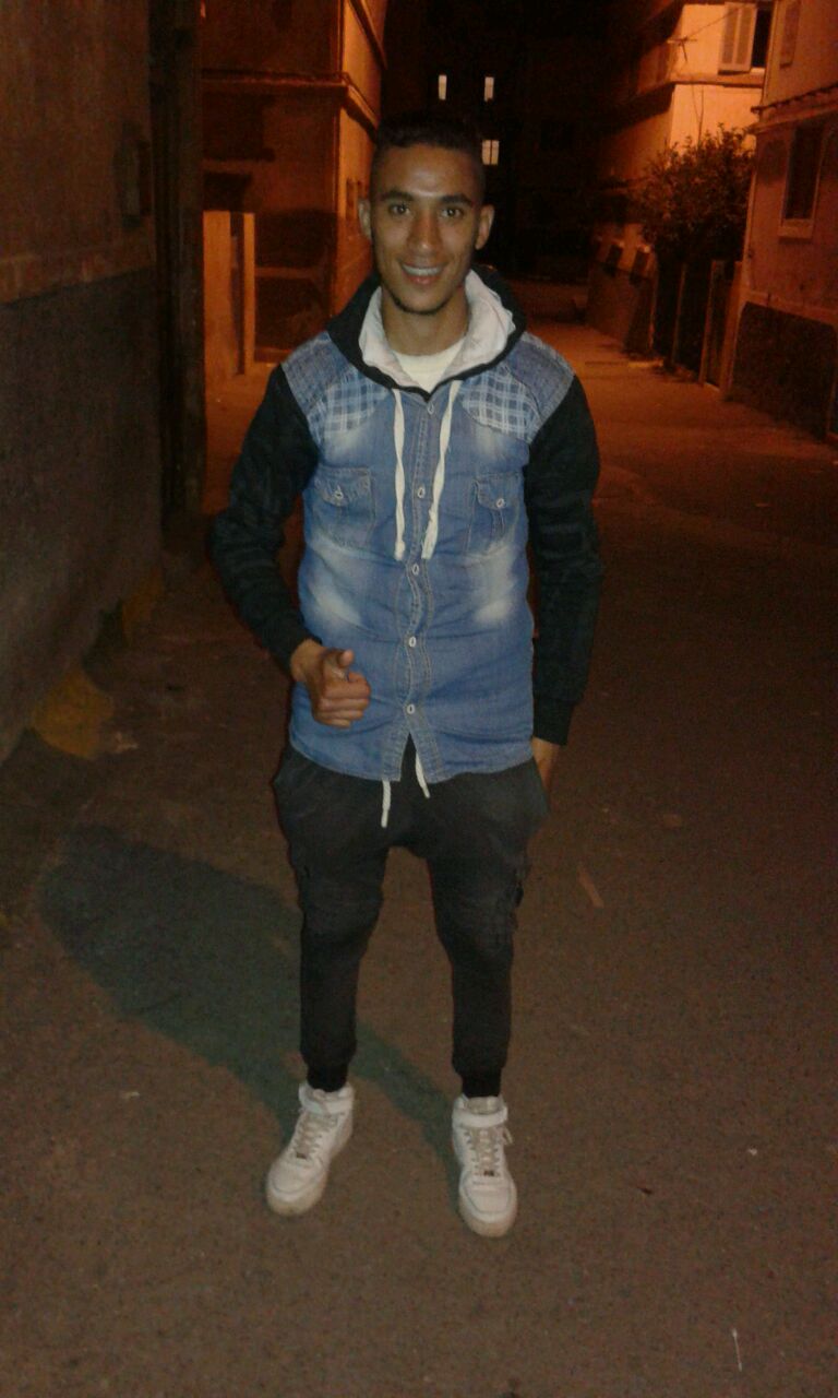 عادل محبق