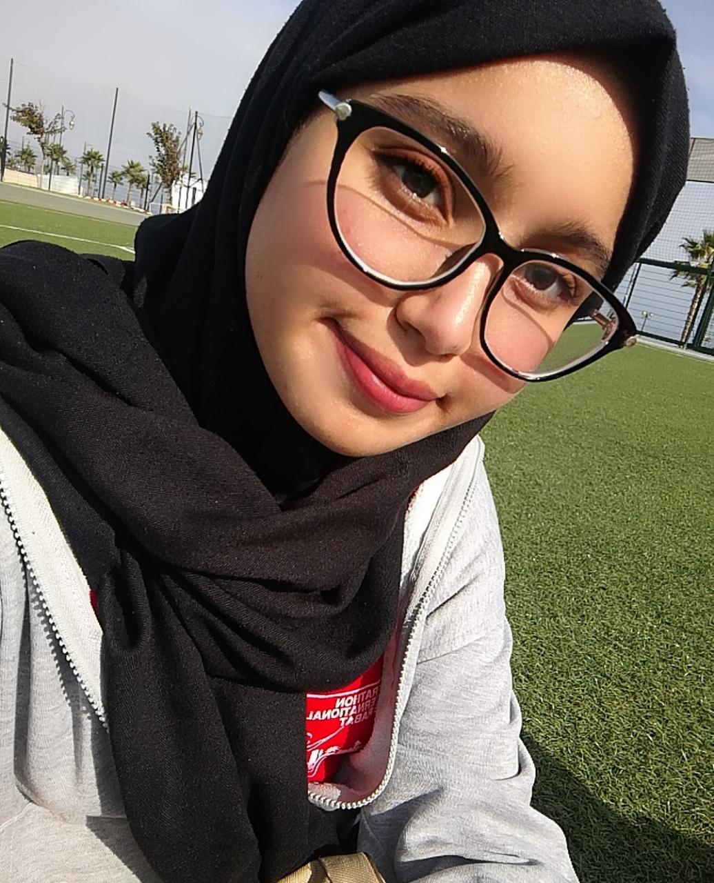 آية نحاس