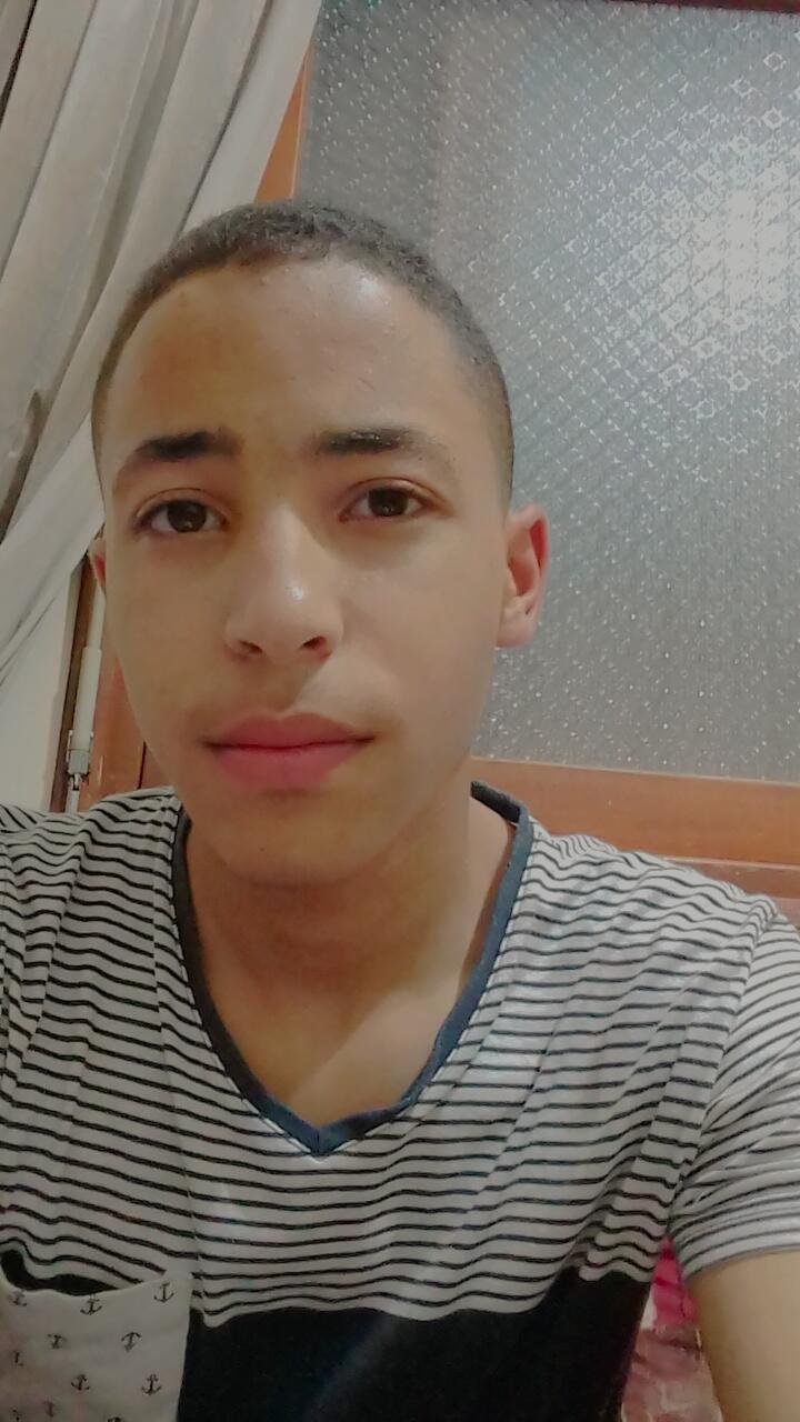 Youness Farahi