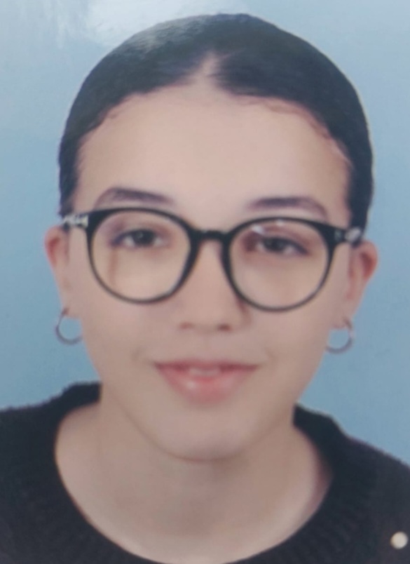 Manal Iderrazen 