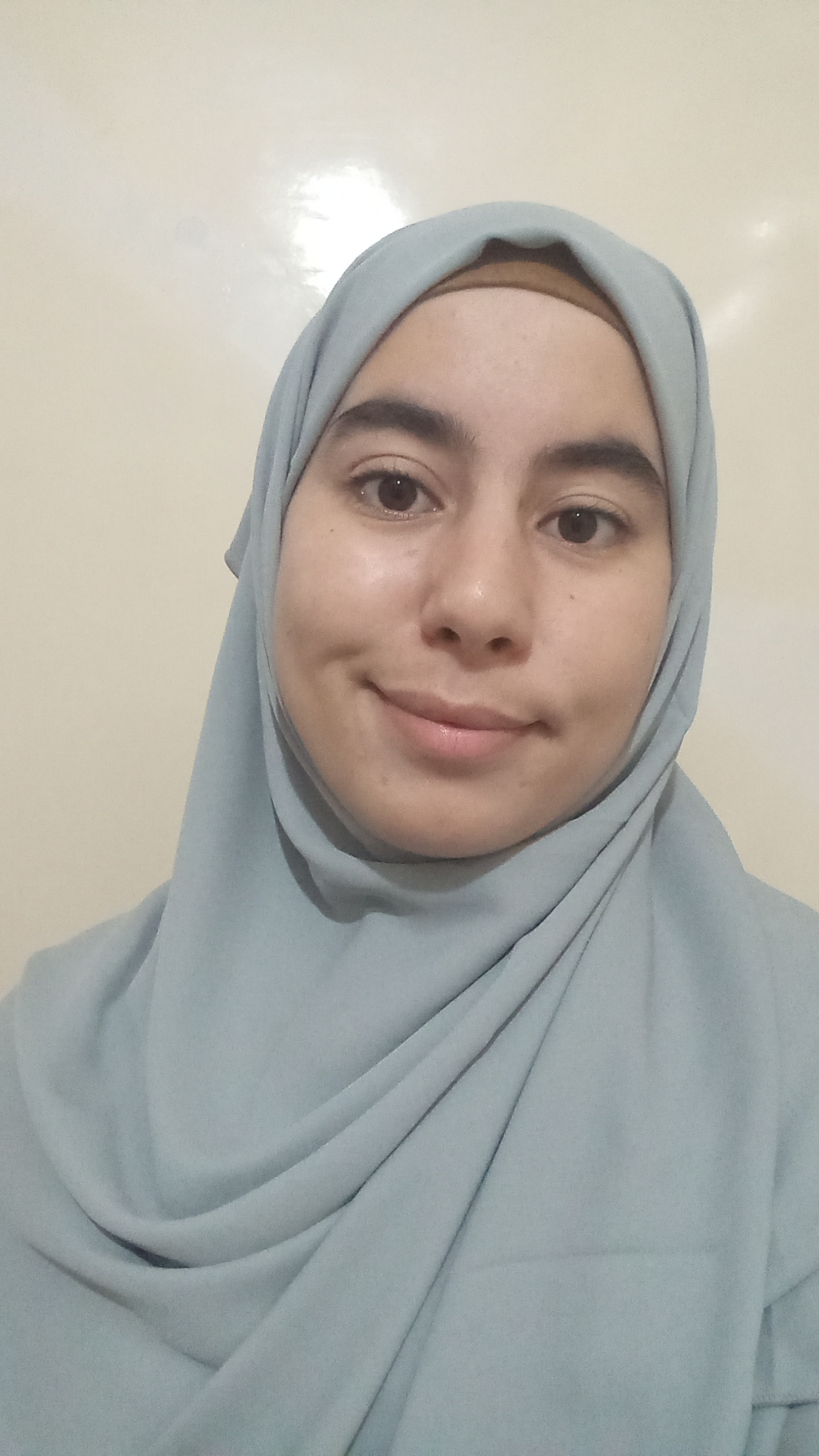 كوثر أبعاش